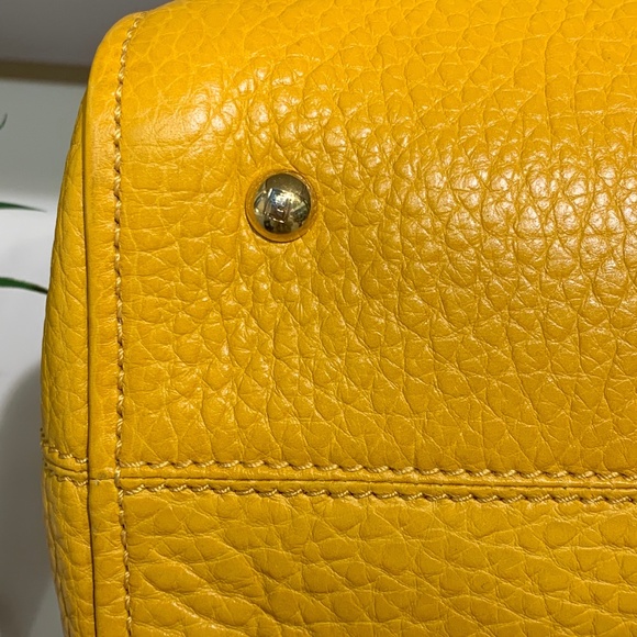 Fendi Yellow Duffle - Picture 6 of 8